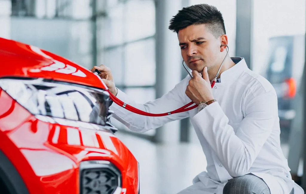 A buyer discussing financing options for a salvage vs rebuilt title car in Texas